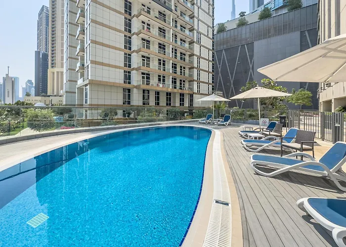 Escape 24 - Luxury Apartment Dunya Tower Downtown Dubai Near Dubai Mall