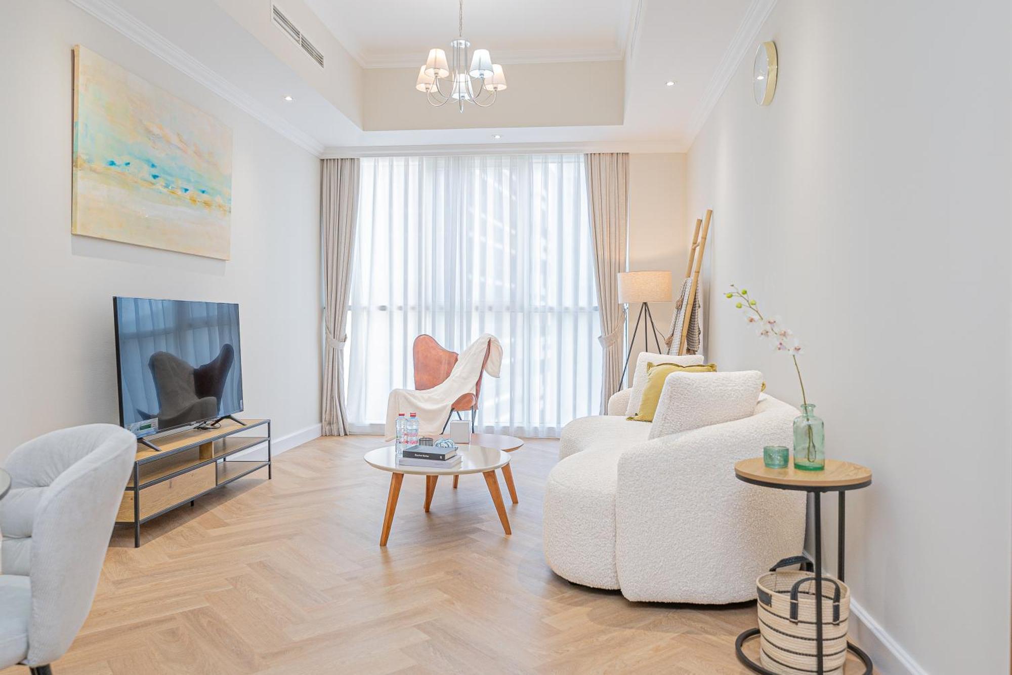 Escape 24 - Luxury Dunya Tower Downtown Near Mall Dubai